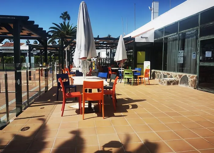 Private Room & Sunny Terrace
